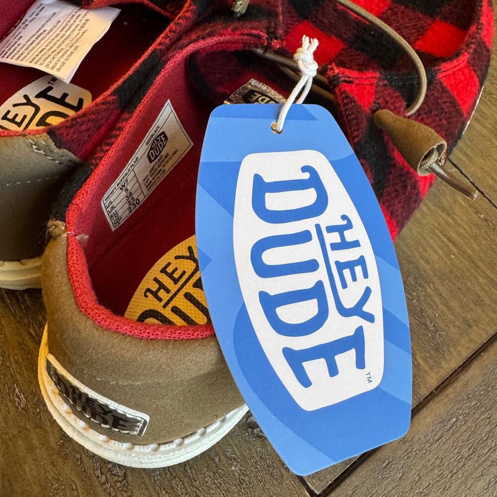 Hey Dude Wendy Buffalo Plaid NWT Red Black Check Women's 7 EU 38 Loafers - Picture 9 of 10
